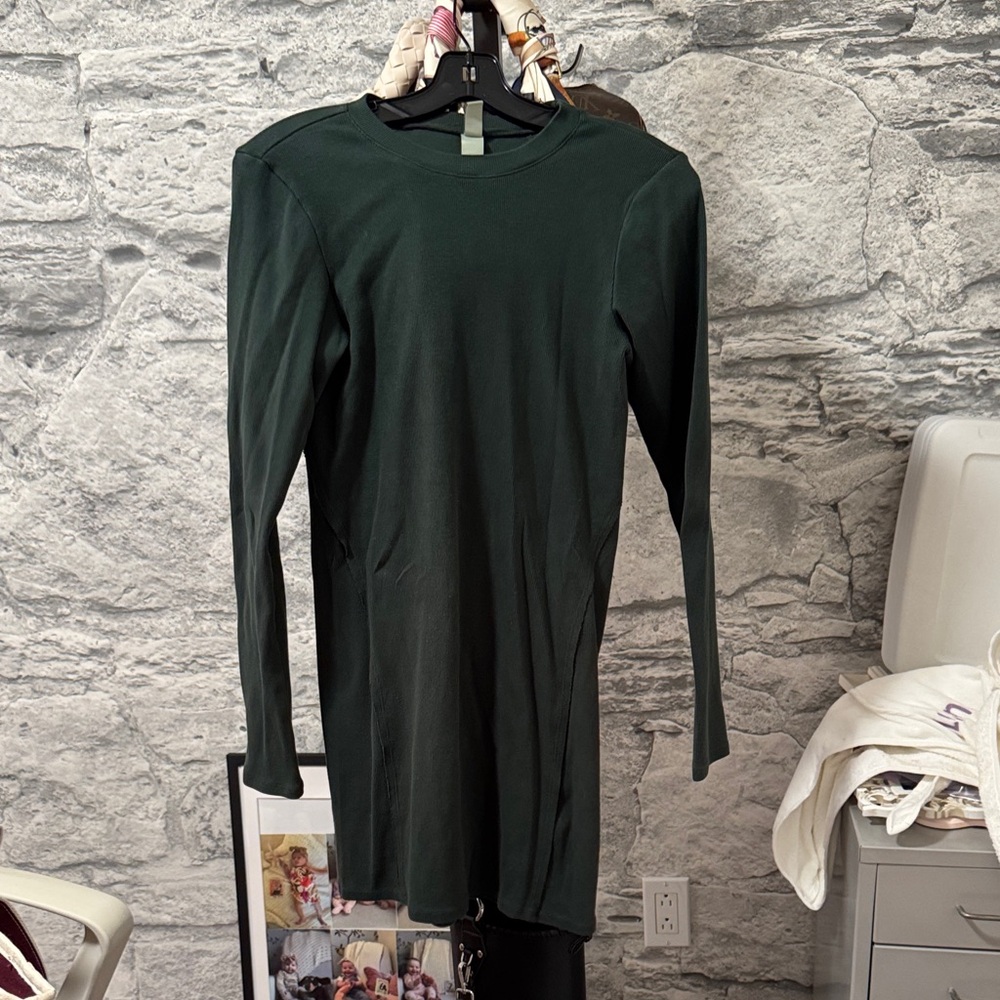 2/$25 🩷KASICS Hunter Green Crew Neck Mini Dress